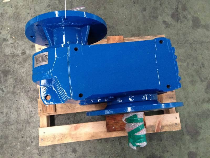 parallel shaft helical gearbox FF97
