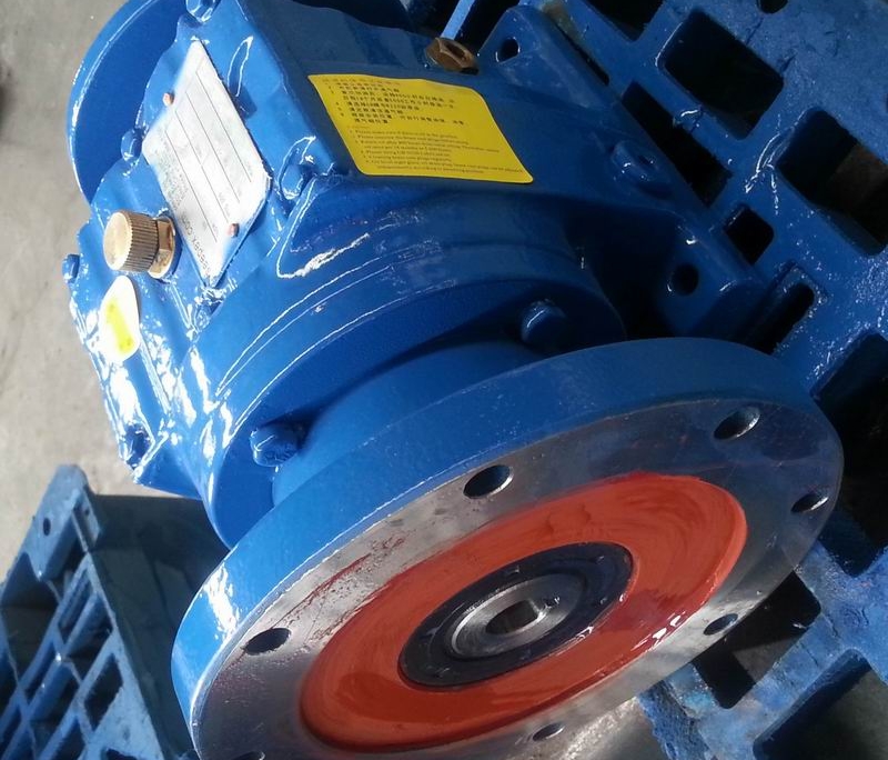 R-F-87 Foot and flange mounted coaxial helical gearbox with IEC adapter
